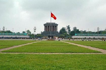 Ba-Dinh-Square-Hanoi-Vietnam-2